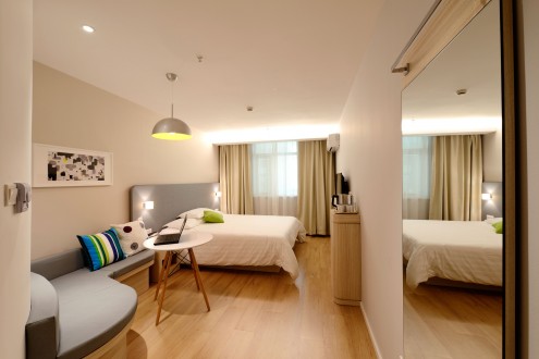 ehotel-room1