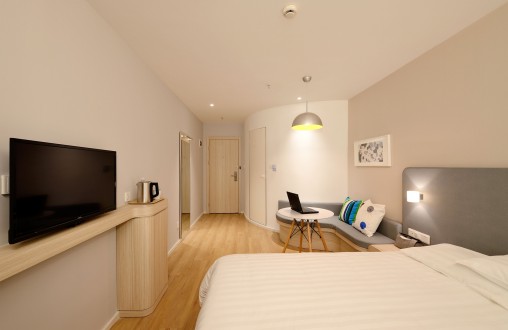 ehotel-room1