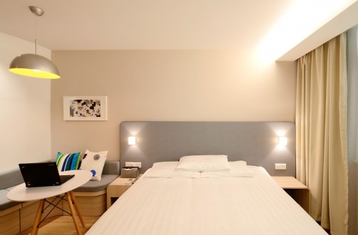 ehotel-room1